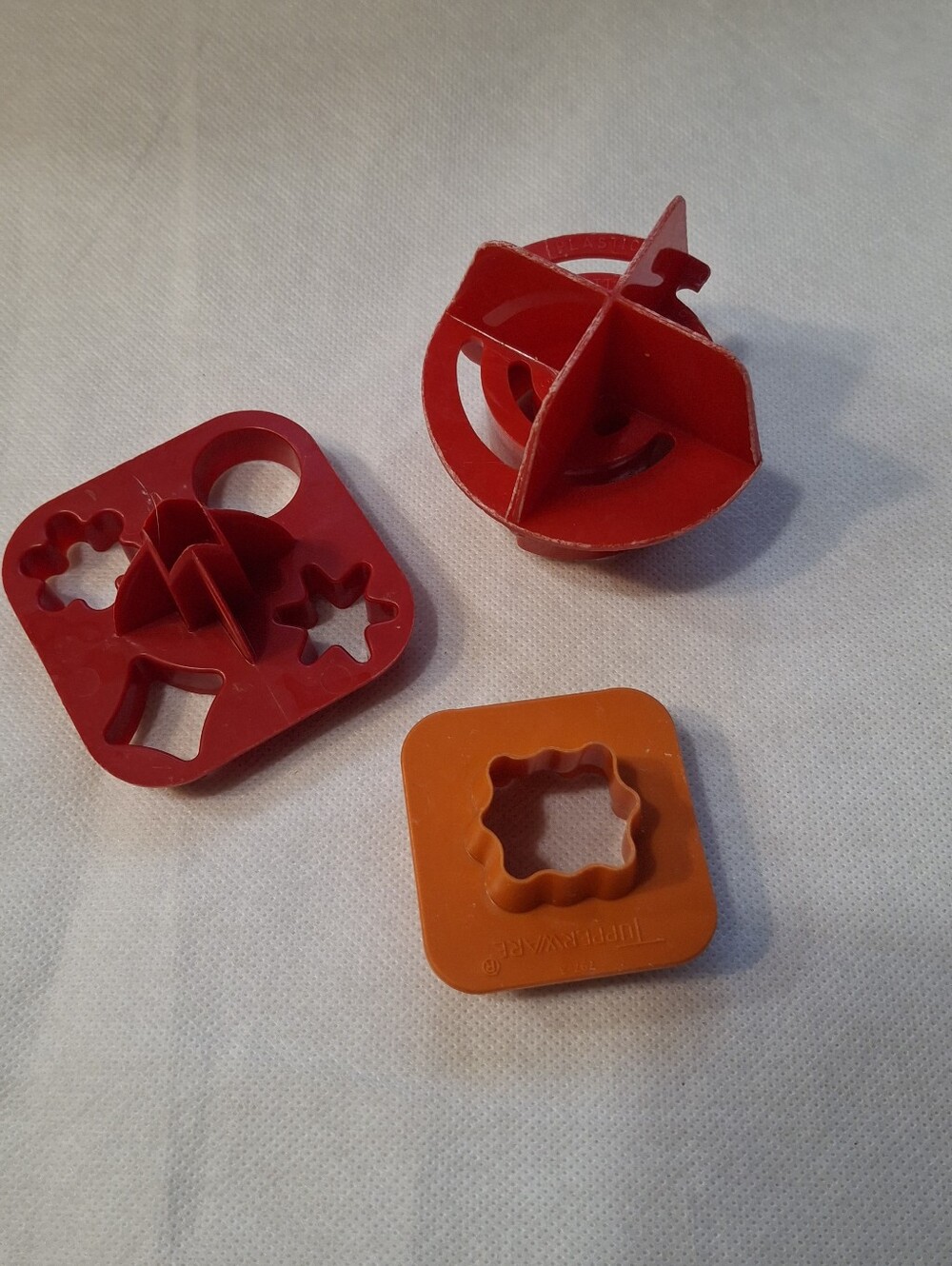 3pc Retro Vintage Tupperware Mini Interchangeable Plastic Cookie Cutter Set